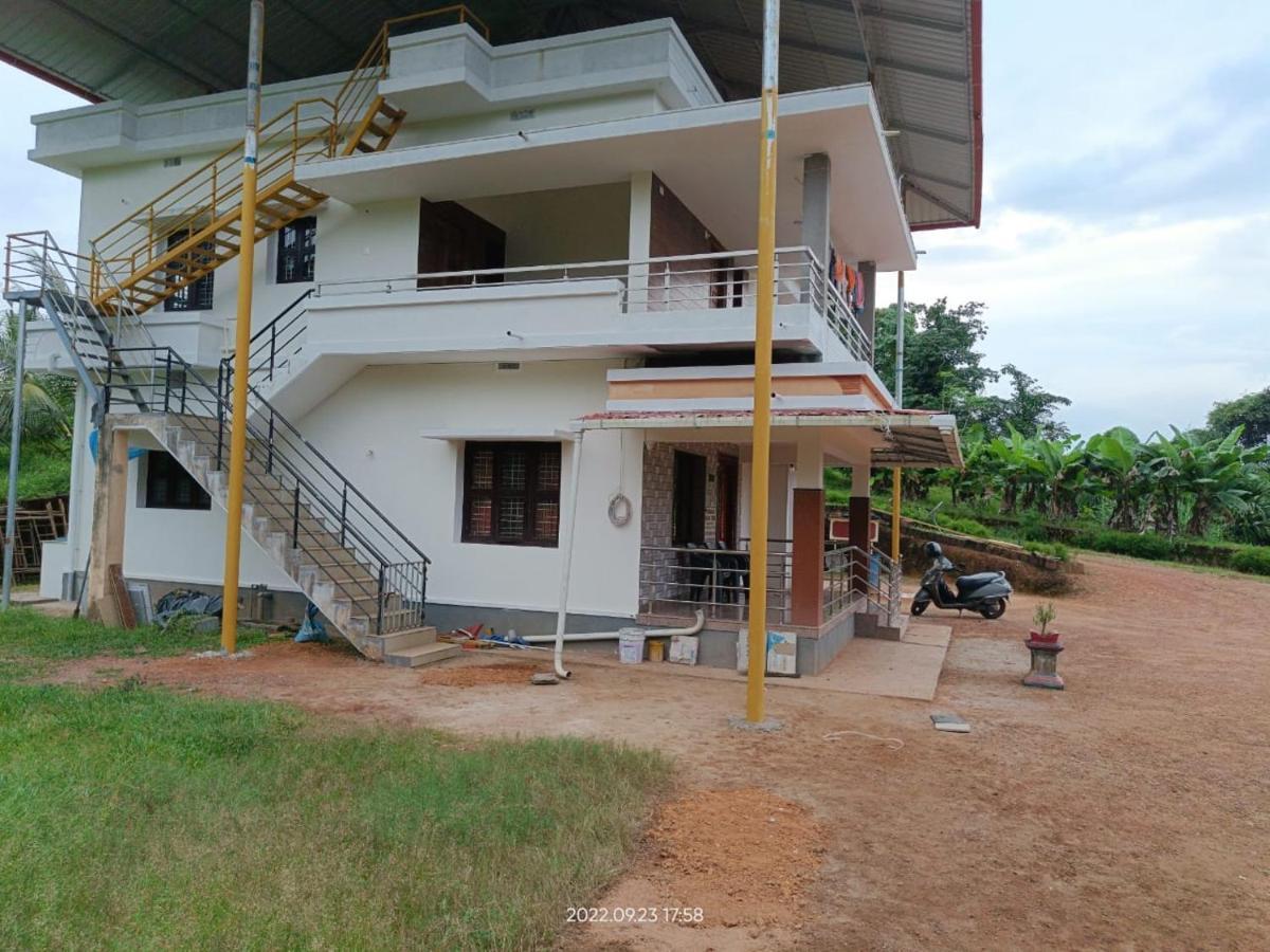Nisarga Homestay, Dharmasthala Dharmastala Kültér fotó
