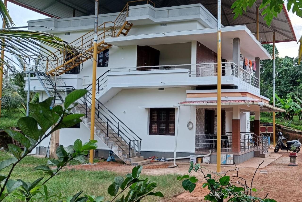 Nisarga Homestay, Dharmasthala Dharmastala Kültér fotó