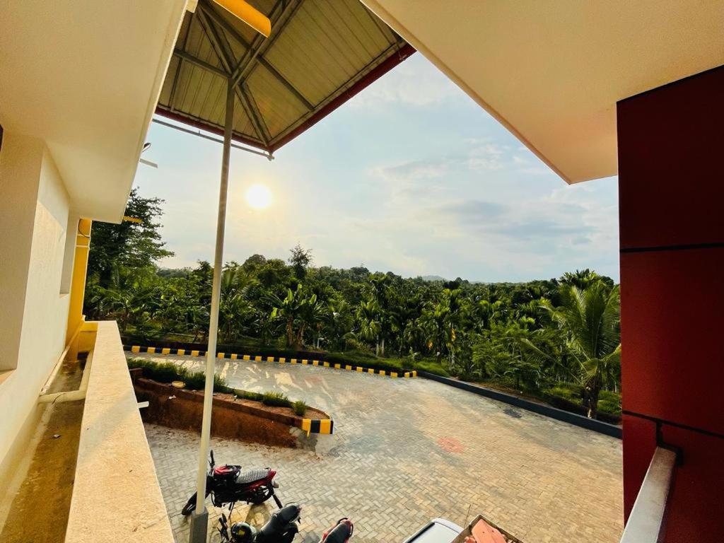 Nisarga Homestay, Dharmasthala Dharmastala Kültér fotó